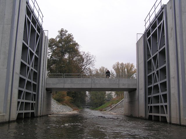 img00031.jpg