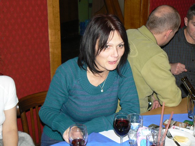 Akropolis - Spoje