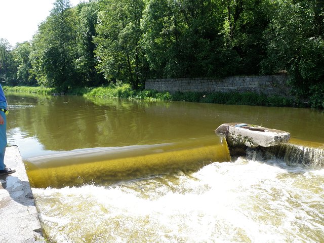 Týnec stavba