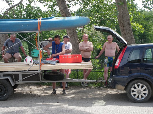 Týnec stavba