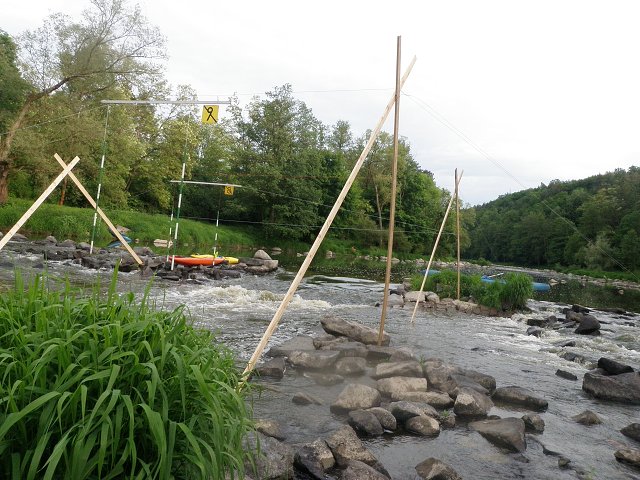 Týnec stavba