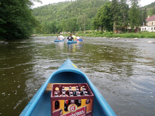 Týnec stavba