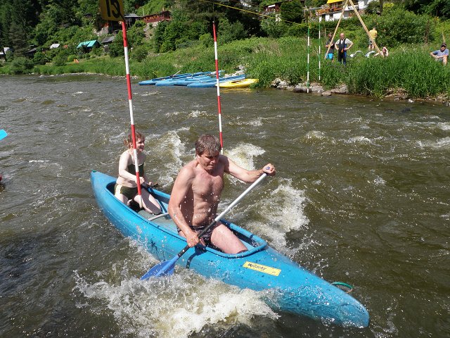 Týnec stavba