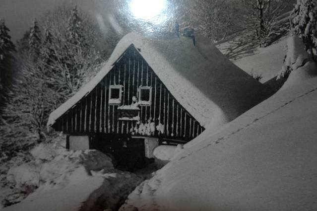 img00125.jpg