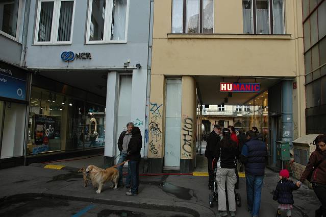 img00017.jpg