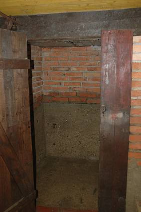 img00154.jpg