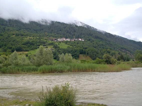 img00077.jpg