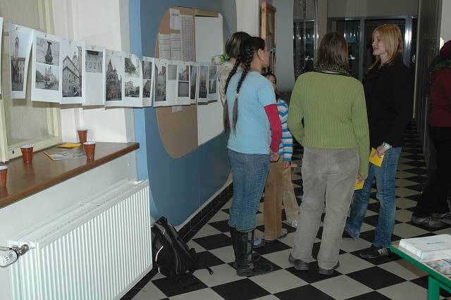 img00037.jpg